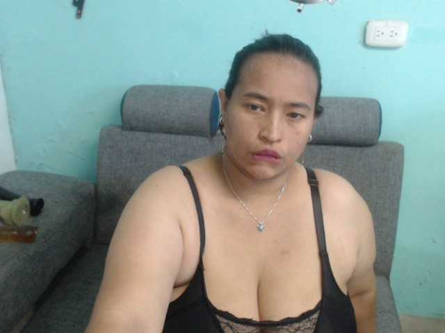 CamilaSexHot's BongaCams show and profile