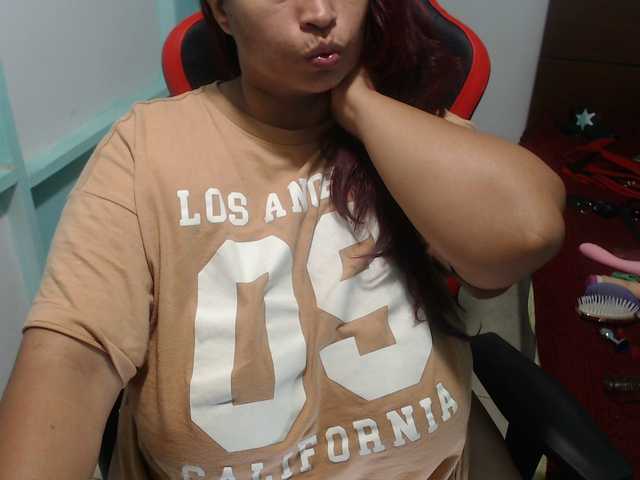  CamilaSexHot chat room