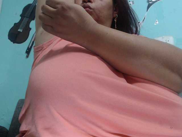 CamilaSexHot's BongaCams show and profile