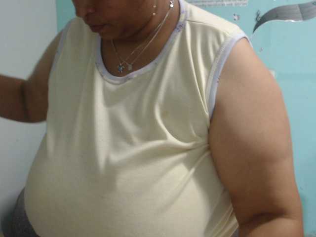 CamilaSexHot's BongaCams show and profile