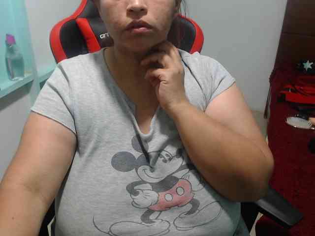CamilaSexHot webcam