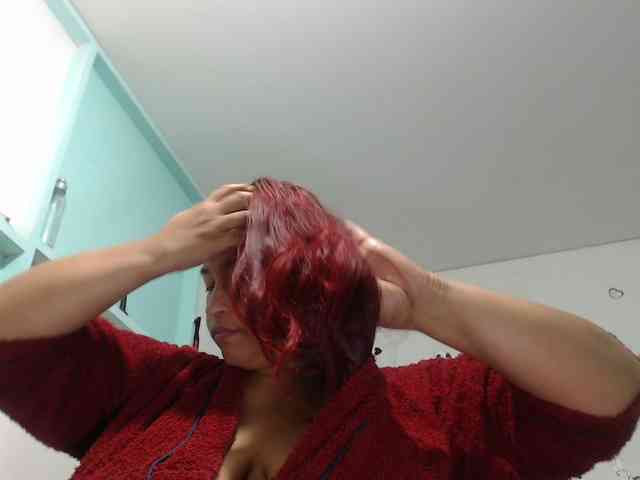 CamilaSexHot webcam