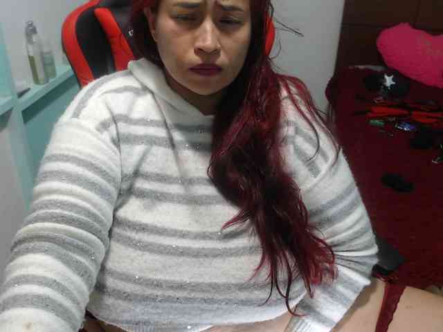 CamilaSexHot webcam