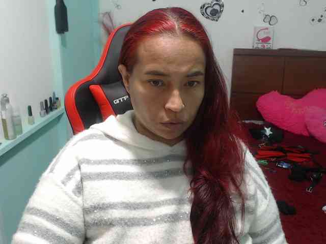 CamilaSexHot webcam