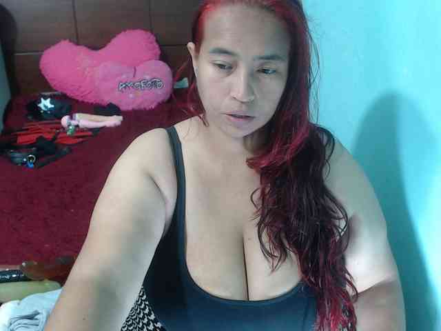 CamilaSexHot webcam
