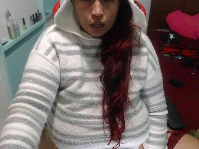 CamilaSexHot webcam