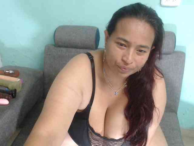 CamilaSexHot Live Webcam on BongaCams