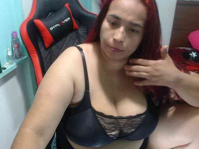 CamilaSexHot webcam