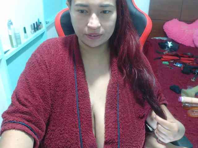 CamilaSexHot webcam
