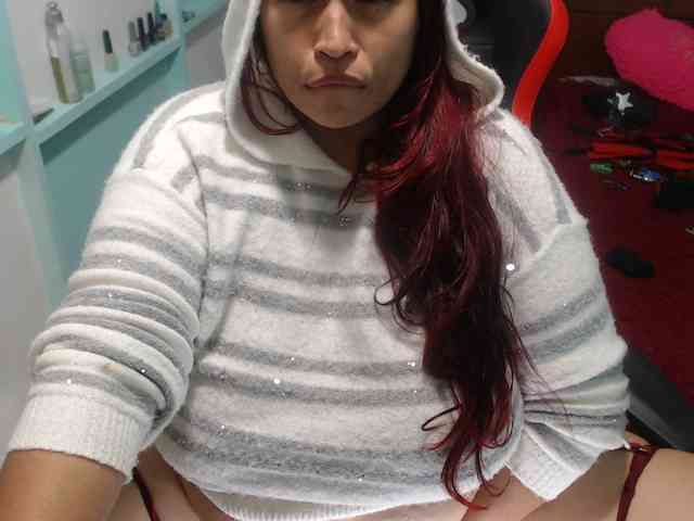 CamilaSexHot webcam