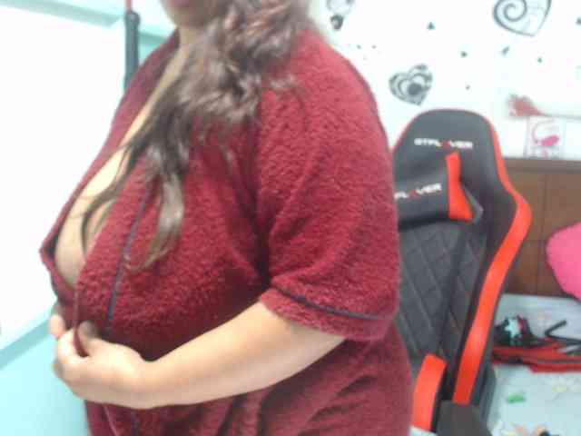 CamilaSexHot webcam