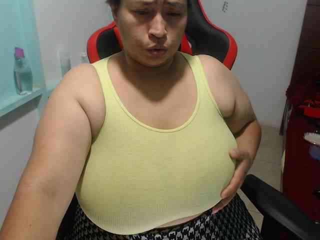 CamilaSexHot webcam
