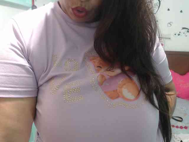 CamilaSexHot webcam