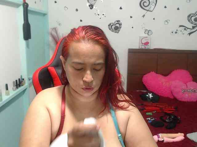 porno chat CamilaSexHot