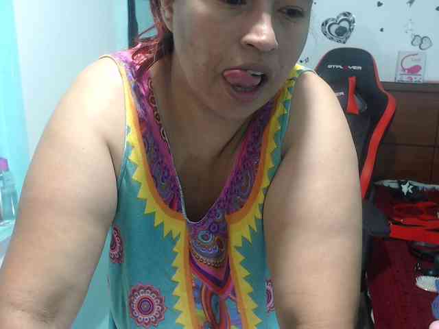 CamilaSexHot webcam
