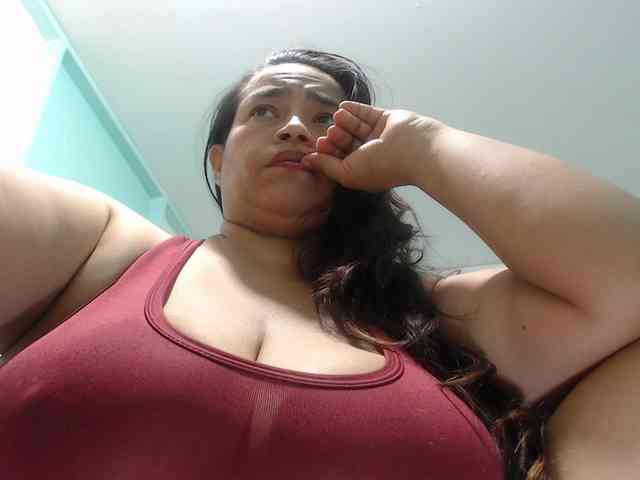 CamilaSexHot webcam