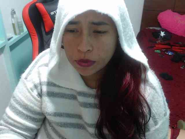 CamilaSexHot webcam