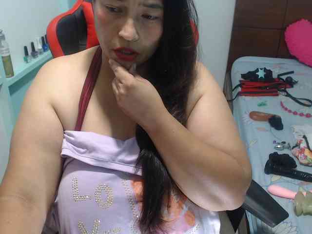 CamilaSexHot webcam