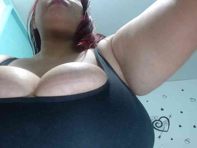 CamilaSexHot webcam