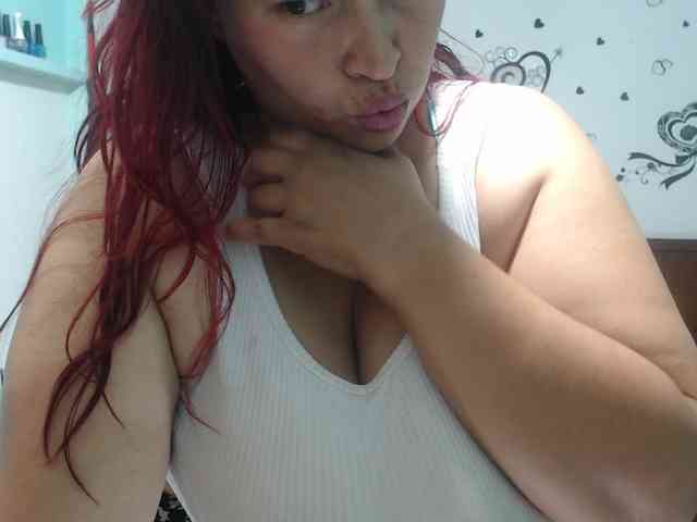 CamilaSexHot webcam