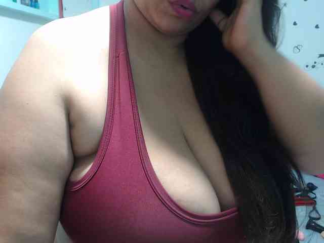 CamilaSexHot webcam