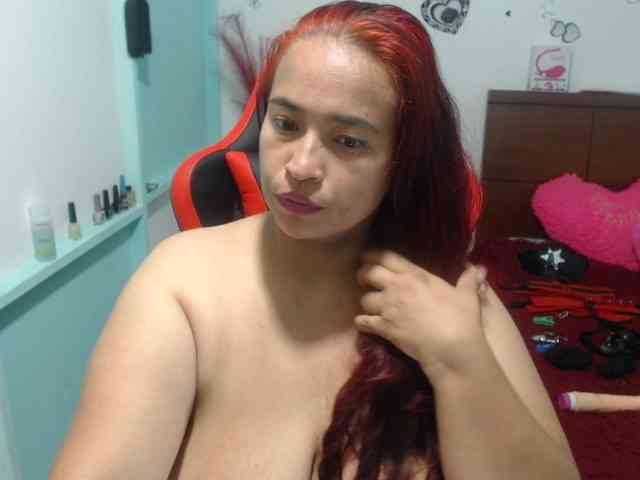 CamilaSexHot webcam