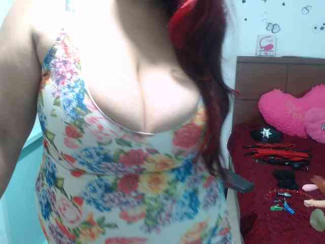 CamilaSexHot webcam