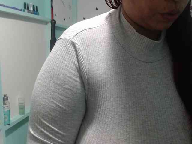 CamilaSexHot webcam