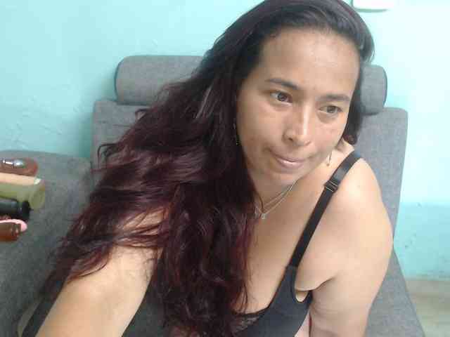 CamilaSexHot Live Webcam on BongaCams