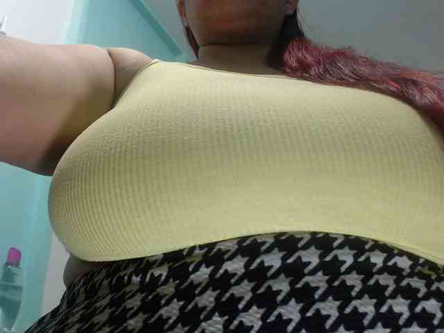 CamilaSexHot webcam