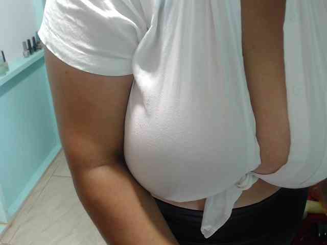 CamilaSexHot webcam