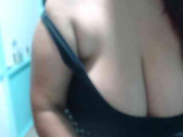 CamilaSexHot webcam