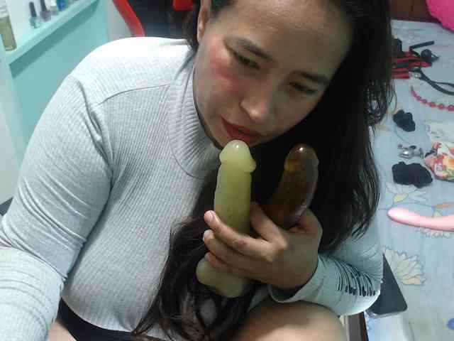 CamilaSexHot webcam