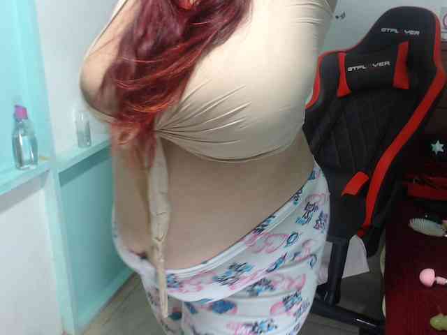 CamilaSexHot webcam