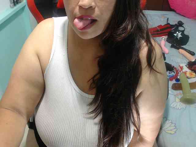 CamilaSexHot webcam