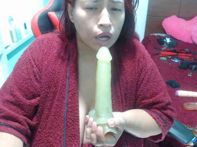 CamilaSexHot webcam