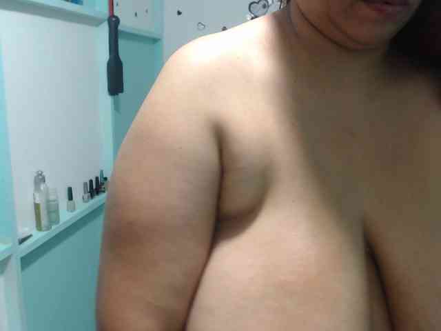CamilaSexHot webcam