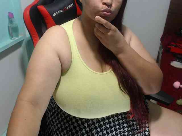 CamilaSexHot webcam