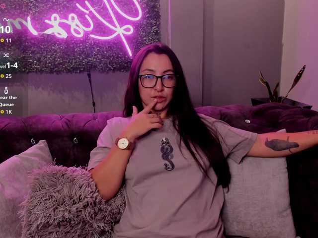 Lilo111's BongaCams show and profile