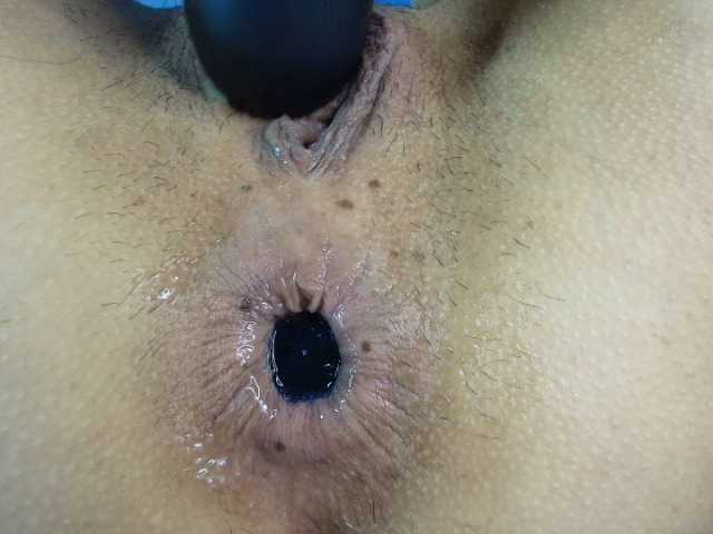 HottCandy21's BongaCams show and profile