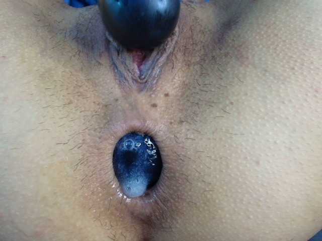 HottCandy21's BongaCams show and profile