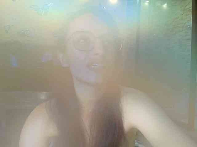 HottCandy21 webcam
