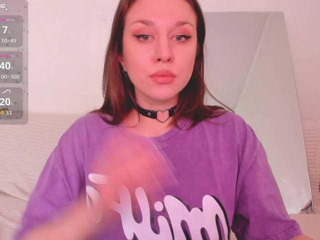 FoxyAlisa's BongaCams show and profile