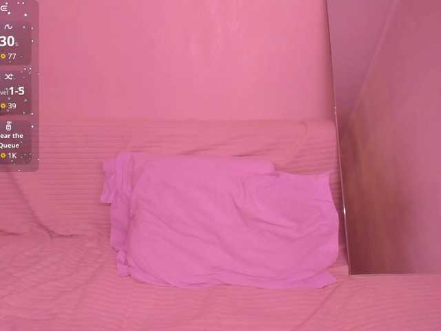 FoxyAlisa's BongaCams show and profile