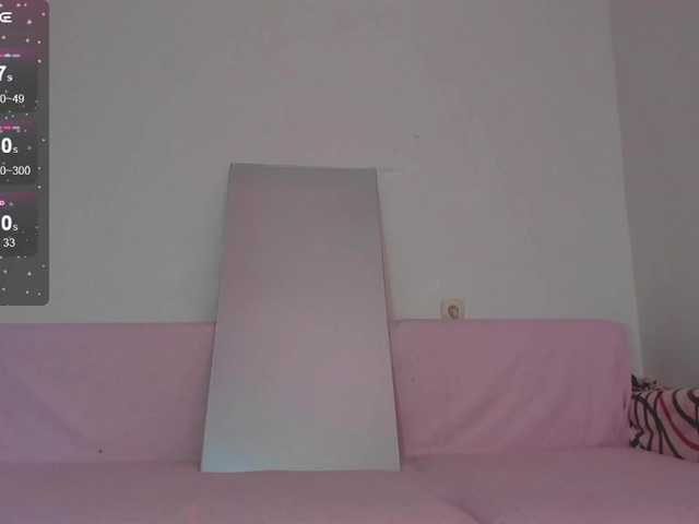 FoxyAlisa's BongaCams show and profile