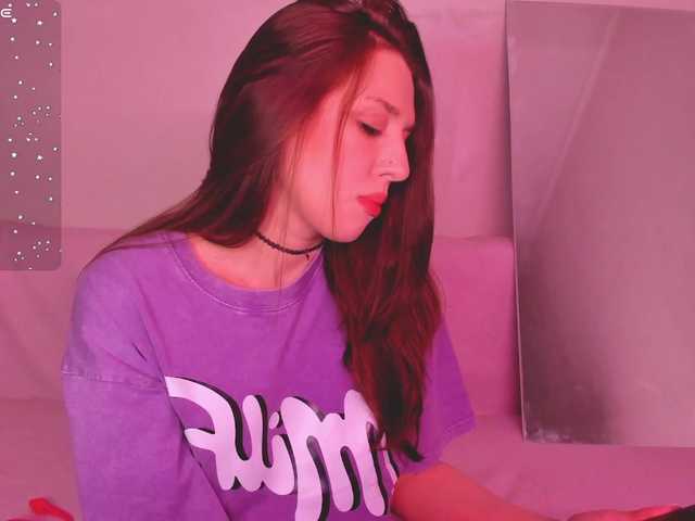 FoxyAlisa's BongaCams show and profile