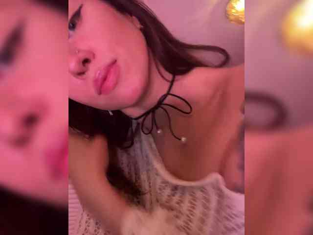 FoxyAlisa webcam