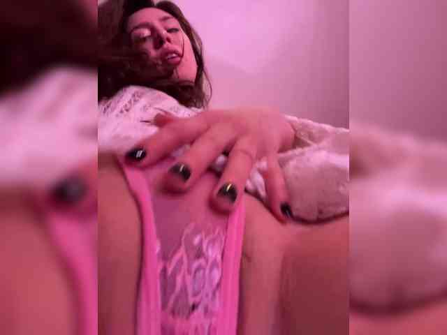 FoxyAlisa webcam