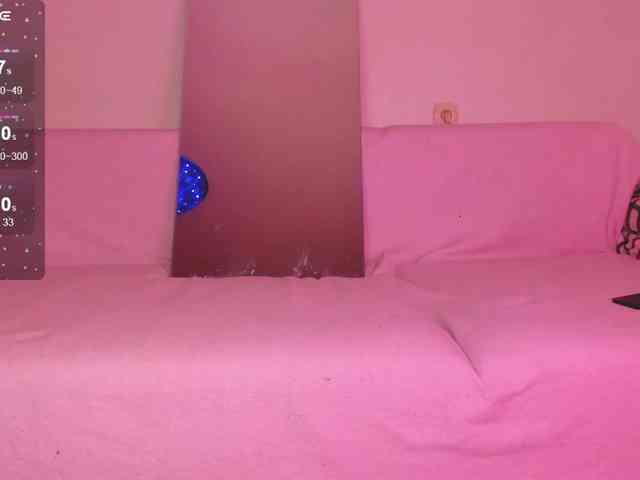 FoxyAlisa Live Webcam on BongaCams