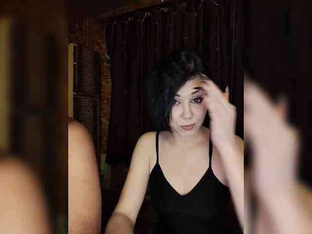 AnnaidRotkivv Live Webcam on BongaCams